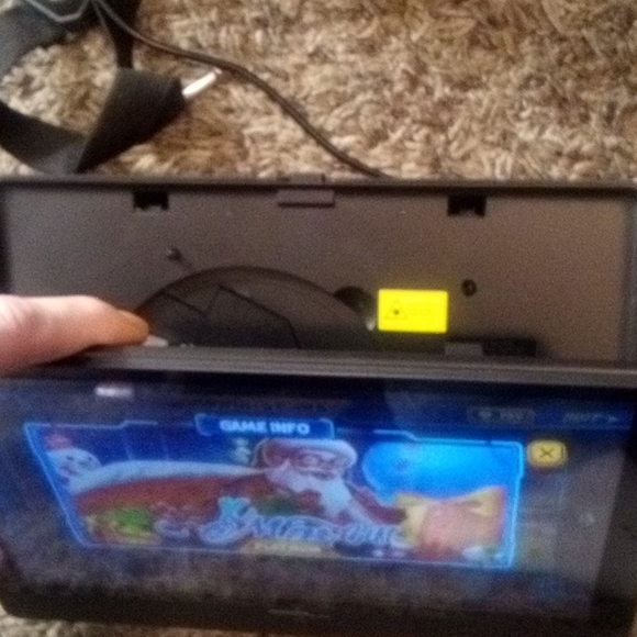 Tablet/DVD player - Picture 4 of 5